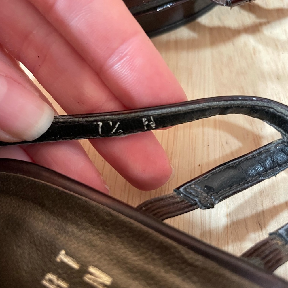 Stuart Weitzman Strappy Tortoise Shell Sandals Si… - image 8